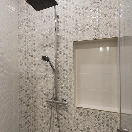 Modern Double Bedroom In Arkadia