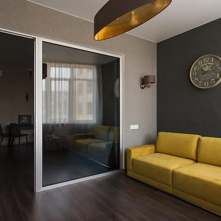 Modern Double Bedroom In Arkadia Apartment