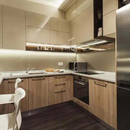 Modern Double Bedroom In Arkadia Odesa