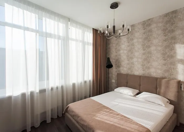 Modern Double Bedroom In Arkadia Odessa