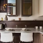 Apartamento Modern Double Bedroom In Arkadia *
